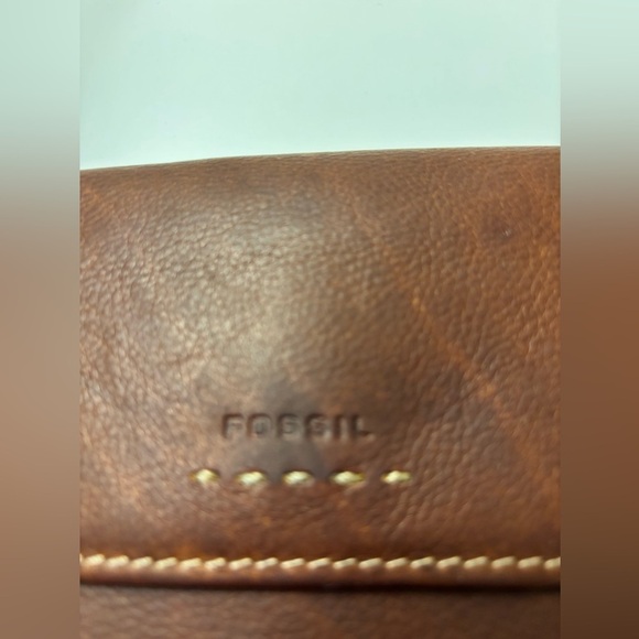Fossil Brown Leather Pebbled Tri Fold Wallet - Picture 2 of 6